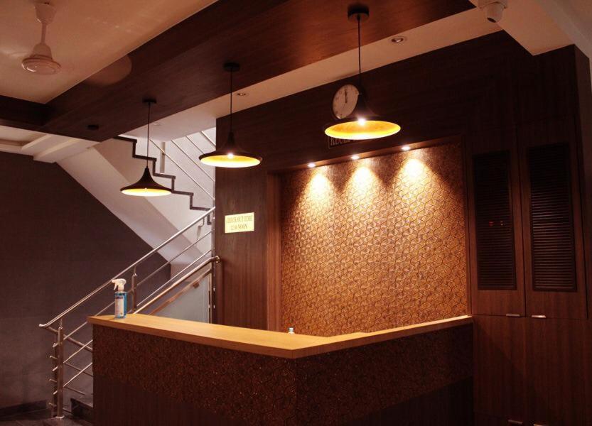 Hotel Saineel Mumbai Exteriör bild