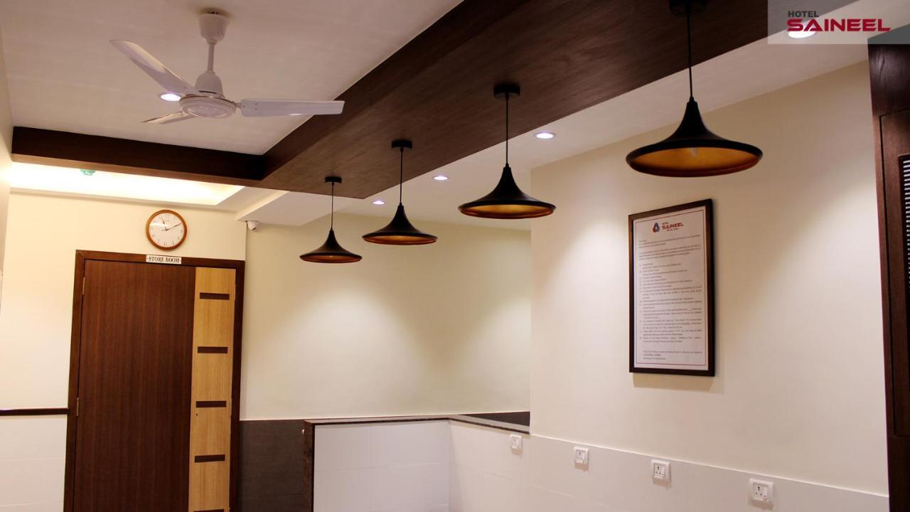 Hotel Saineel Mumbai Exteriör bild